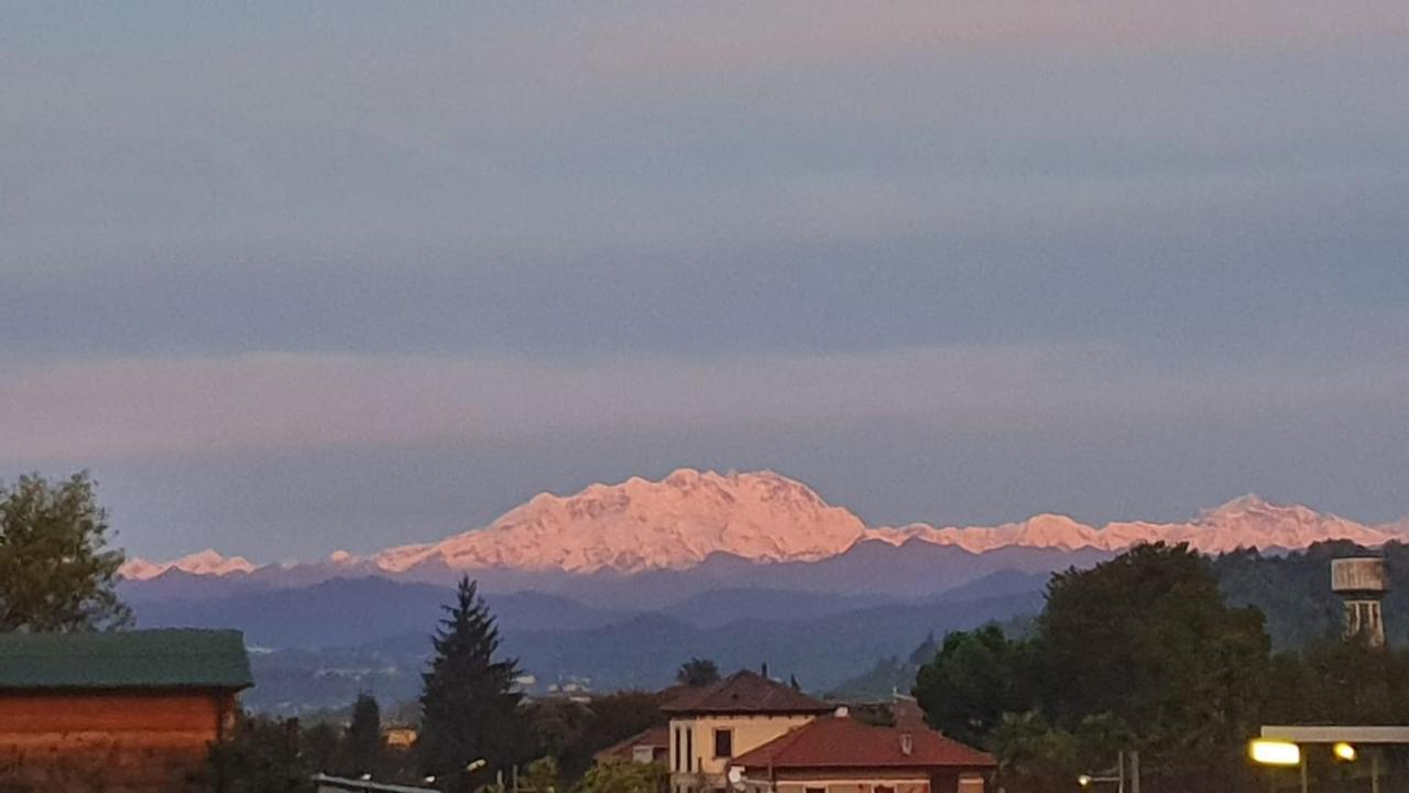 Appartamenti Ticino Sesto Calende Exterior foto